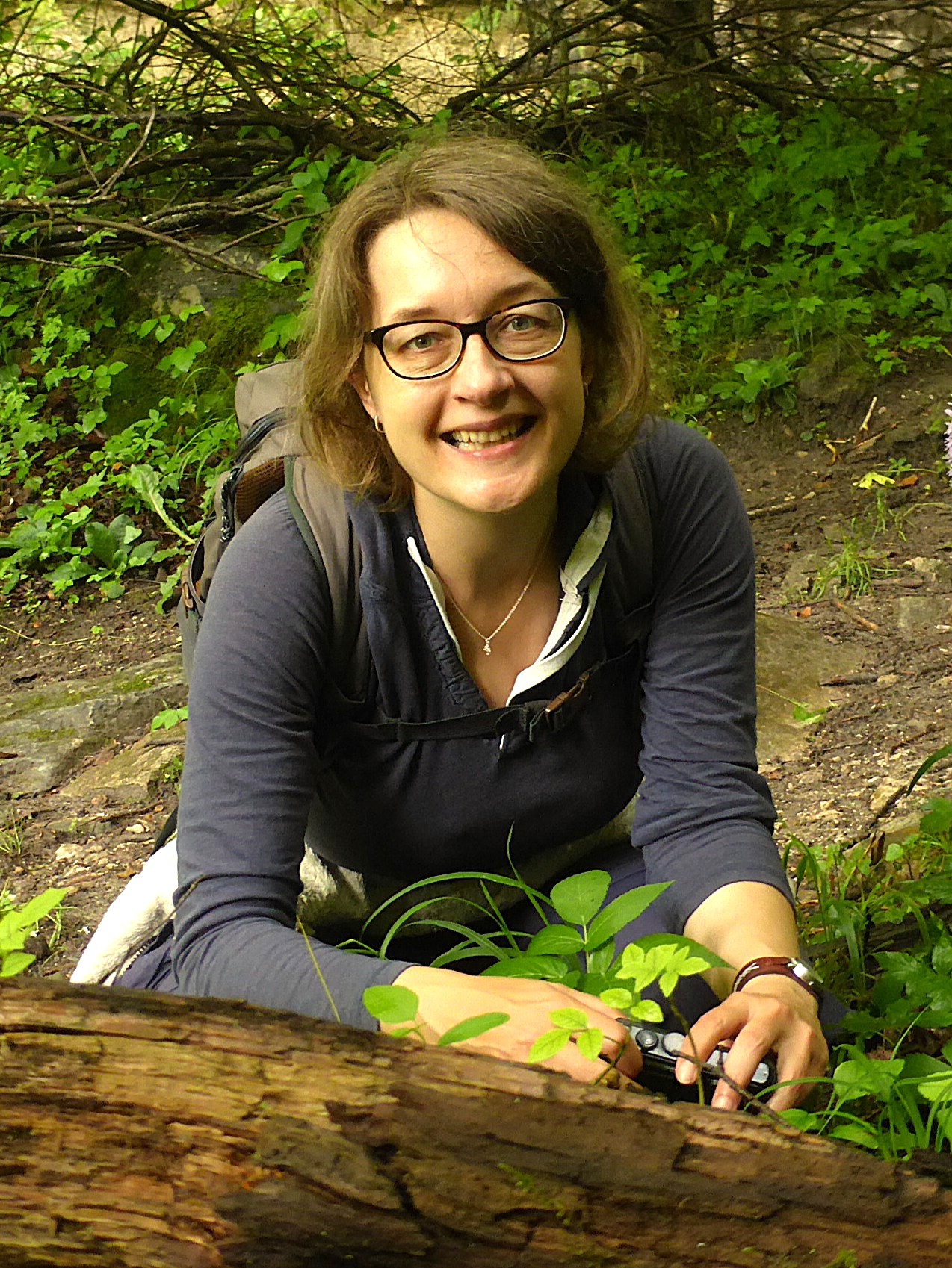 Katharina im Gelände It-Valle Maira Macra Ciclamini 24 .21.06. 12